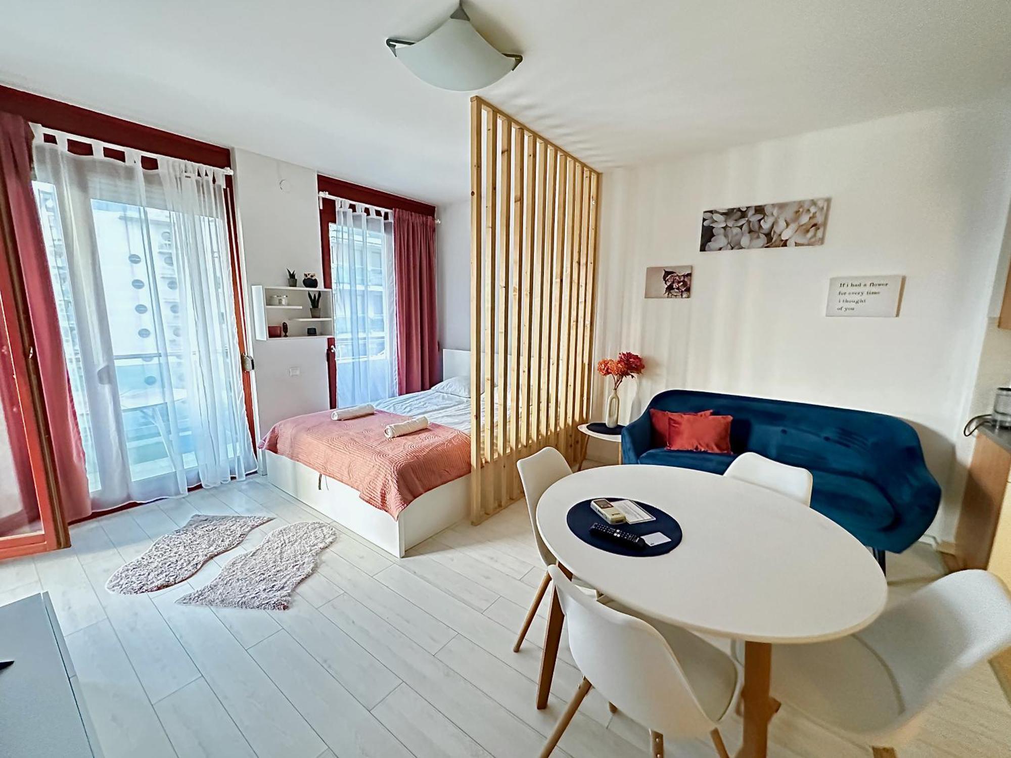 Marina Panorama & Garage Апартаменти